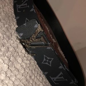 100% authentic..Louis Vuitton belt